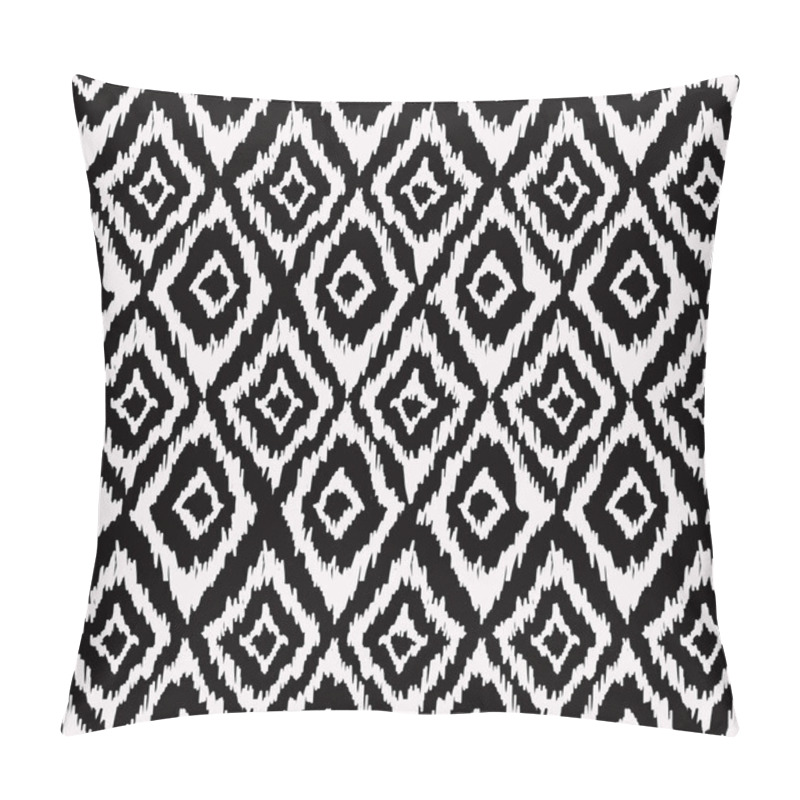 Personality  Seamless pattern in aztec style pillow covers
