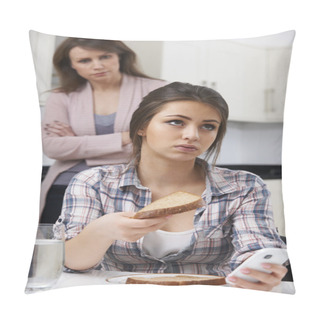 Personality  Mother Worried About Teenage Daughter's Diet Pillow Covers