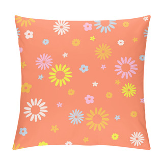 Personality  Groovy Daisy Retro 60s 70s Vintage Vector Seamless Pattern.  Pillow Covers