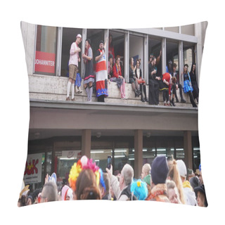 Personality  The Vibrant Carnival In Koblenz!Collection Of Photos Of The Elaborate Costumes, Energetic Parades And Festive Atmosphere Of The Koblenz Carnival. Perfect For Travel Agencies, Blogs, Travel Magazines And People Who Want Festive Images. Pillow Covers