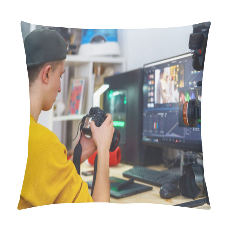 Personality  Young Guy Photographer, Videographer Sets Up Camera, Views Photos And Videos On Camera At Home. Young Man Processes Photos And Videos. In Program Editor. Freelancer. Remote Work. Retouching Training Pillow Covers