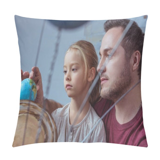 Personality  Father Showing Daughter Model Of Earth  Pillow Covers