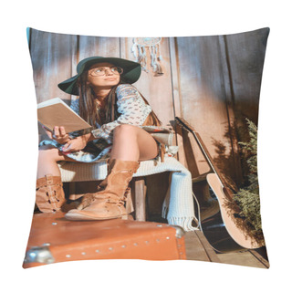 Personality  Hippie Woman Reading Book Pillow Covers