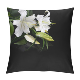 Personality White Lily On Black Background Pillow Covers
