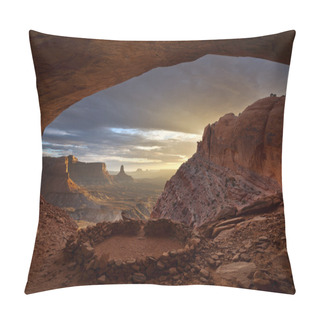 Personality  Anasazi Ruins. Pillow Covers