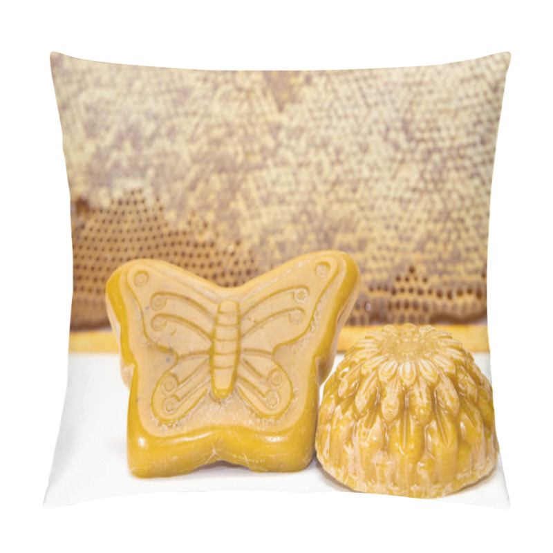 Personality  Wax And Honeycomb Isolated Pillow Covers