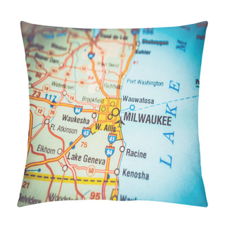Personality  Milwaukee On The Map Pillow Covers