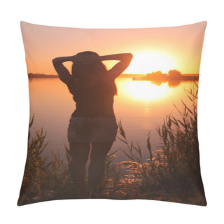 Personality  Girl At The Lake At Sunset Pillow Covers