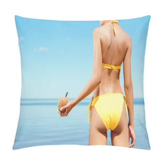 Personality  Cropped Image Of Woman In Bikini Holding Cocktail In Coconut Shell In Front Of Sea  Pillow Covers