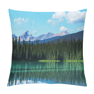 Personality  Serenity Emerald Lake Pillow Covers