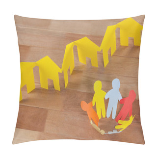 Personality  Paper Cutout People Standing In A Circle Pillow Covers
