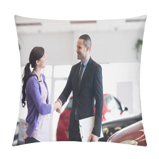 Personality  Smiling Salesman Shaking The Hand Of A Woman Pillow Covers