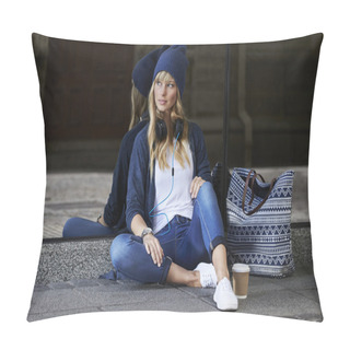 Personality  Fashion Model Relaxing Pillow Covers