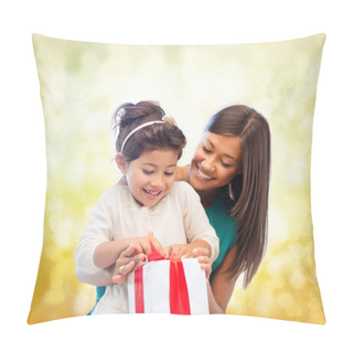 Personality  Happy Mother And Child Girl With Gift Box Pillow Covers