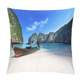 Personality  Maya Bay Phi Phi Leh Island, Thailand Pillow Covers