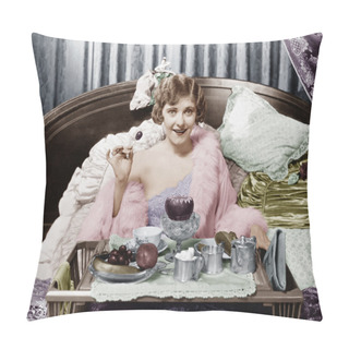 Personality  Woman Eating Breakfast In Bed Pillow Covers