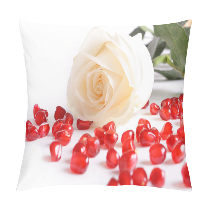 Personality  White rose pillow covers