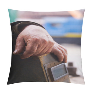 Personality  At The Forefront Of Working Hands Pillow Covers