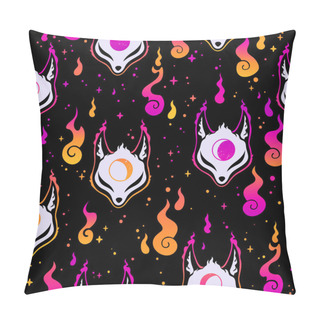 Personality  Seamless Pattern Of Bright Fox Masks And The Flames Pillow Covers