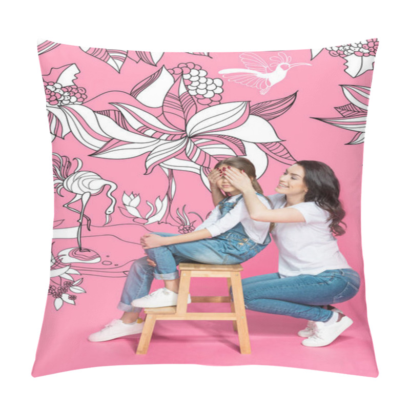 Personality  Beautiful mother and daughter  pillow covers