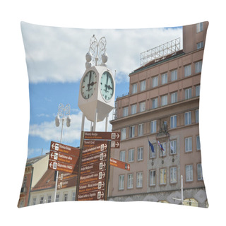 Personality  ZAGREB, CROATIA - JULY 15, 2017. White Clock And Street Indicators At Ban Jelacic Square (Trg Bana Jelacica) In Zagreb City, Croatia. Pillow Covers