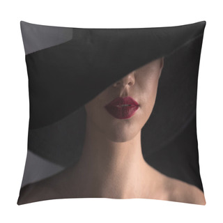 Personality  Woman In Black Hat Pillow Covers