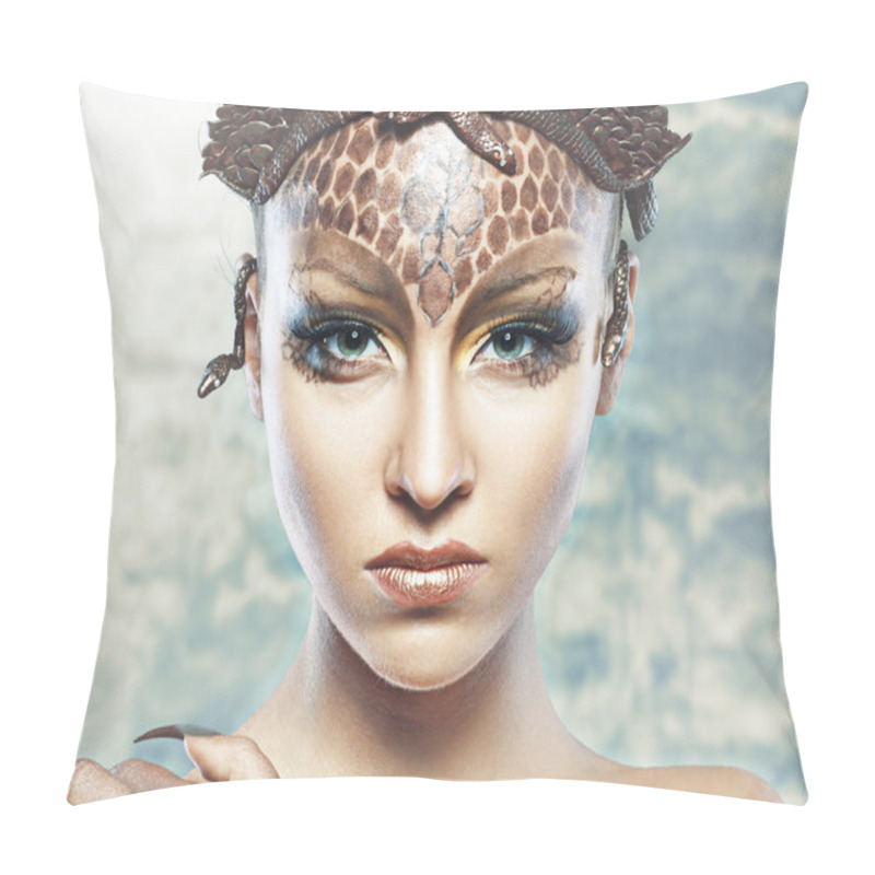 Personality  Gorgon girl in dungeon pillow covers