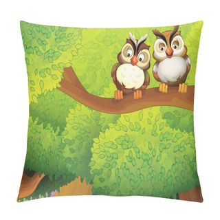 Personality  The Pair Of Birds In Love Or Friends At The Branch Pillow Covers