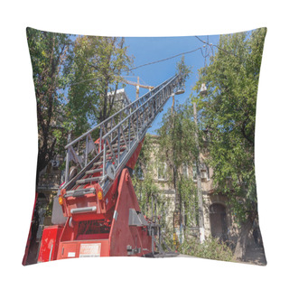 Personality  Odessa, Ukraine - October 14, 2015: Working Chainsaw Cut Dry Wood. Groundscare Urban Service Eliminates Emergency Trees With The Help Of Crane. Emergency Prevention Pillow Covers
