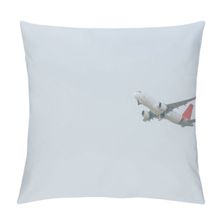 Personality  Low Angle View Of Plane Landing In Cloudy Sky Pillow Covers