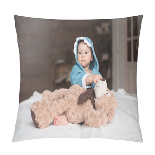 Personality  Baby Boy With Teddy Bear Pillow Covers