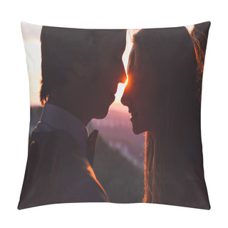 Personality  Newlyweds On Walk In Mountains Pillow Covers