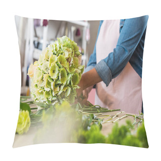 Personality  Florist Arranging Flowers Pillow Covers