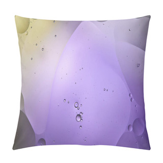 Personality  Creative Purple And Green Color Abstract Background From Mixed Water And Oil Bubbles Pillow Covers
