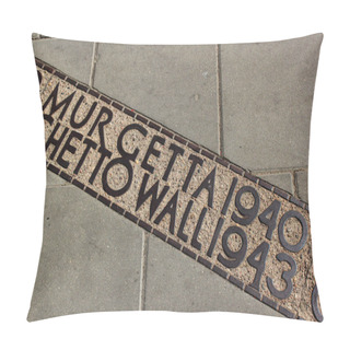 Personality  Warsaw Jewish Ghetto Memorial Sign Pillow Covers