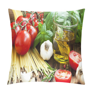 Personality  Italian Cooking Ingredients, Spaghetti,Tomates,Olive Oil And Bas Pillow Covers