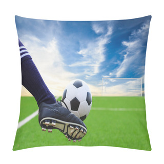 Personality  Foot Kicking Soccer Ball Pillow Covers
