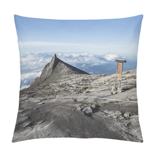 Personality  Mountain Top Pillow Covers