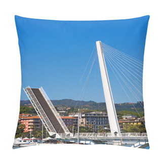 Personality  Bridge Of Thaon Di Revel - La Spezia Italy Pillow Covers