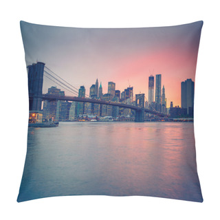 Personality  Brooklyn Bridge And Manhattan At Dusk Pillow Covers