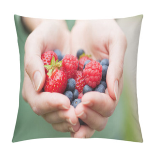 Personality  Hands Holding Fresh Berries Pillow Covers