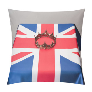 Personality  Luxury Royal Crown On Union Jack Flag Isolated On Grey Pillow Covers