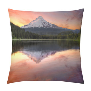 Personality  Reflection Of Mount Hood On Trillium Lake At Sunset Pillow Covers