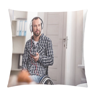 Personality  Positive Disabled Guy Changing Tracks Pillow Covers