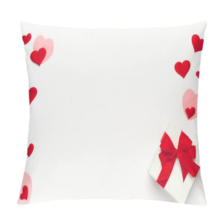 Personality  Happy Valentine Day. Bunch Of Red Roses With Gift Box With Soft Hearts On White Background Pillow Covers