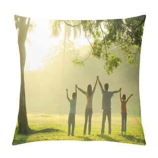 Personality  An Asian Family Jumping In Joy Pillow Covers