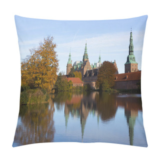Personality  Beuatiful View Of Fredensborg Palace In Hilleroed, Denmark Pillow Covers