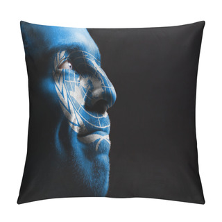 Personality  Man With The Flag Of The United Nations Pillow Covers