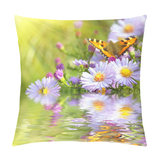 Personality  Two Butterfly On Flowers With Reflection Pillow Covers