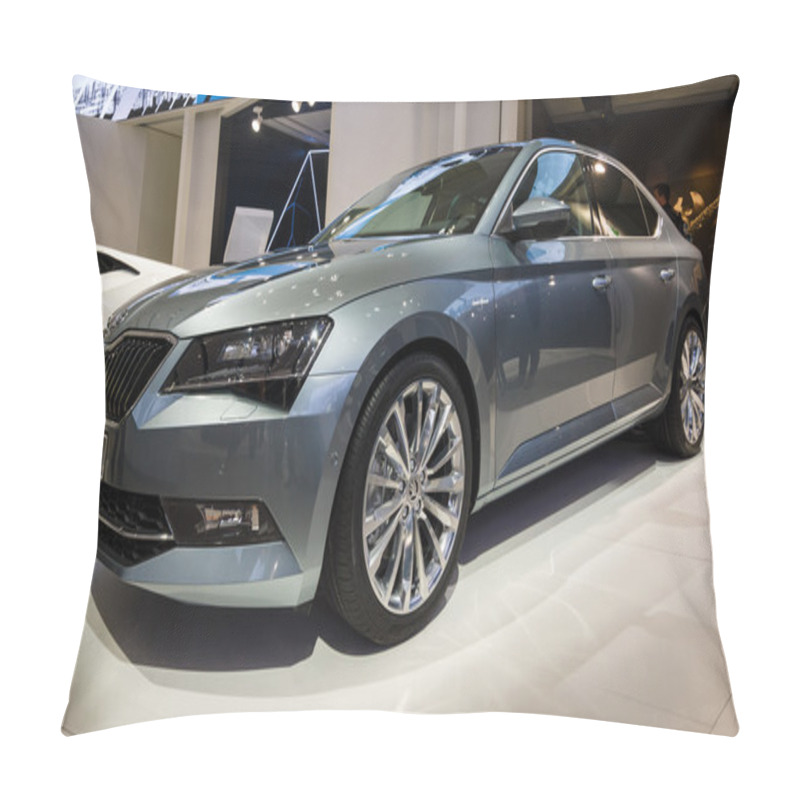 Personality  Large Family Car Skoda Superb (Third Generation) Pillow Covers
